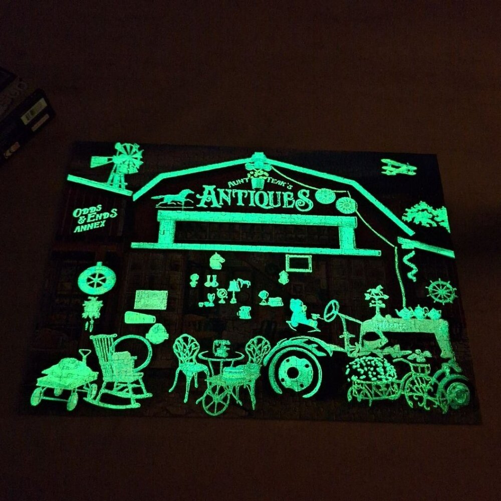 Glow Puzzle Seek Find Hidden Images Bonus 500 Piece Farm Antiques Tractor Thrift